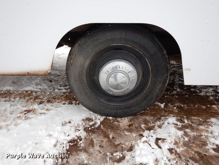 image for item DF5835 1971 International 1200 delivery truck