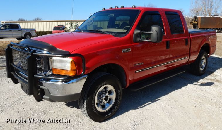 image for item DF5849 1999 Ford F250 Super Duty Crew Cab pickup truck