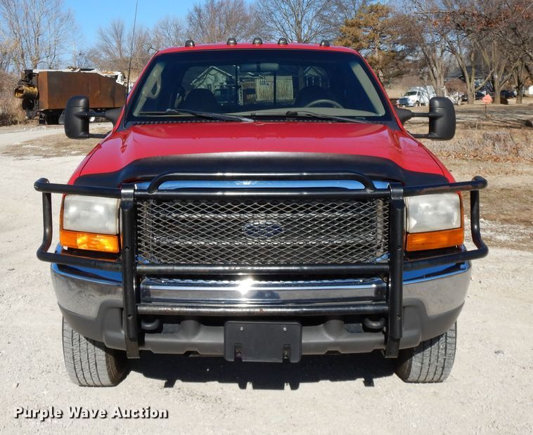 image for item DF5849 1999 Ford F250 Super Duty Crew Cab pickup truck