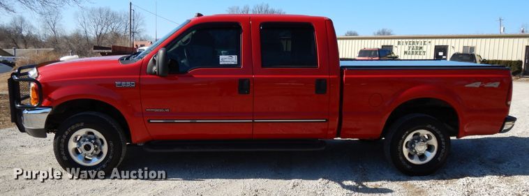 image for item DF5849 1999 Ford F250 Super Duty Crew Cab pickup truck