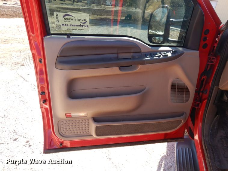 image for item DF5849 1999 Ford F250 Super Duty Crew Cab pickup truck