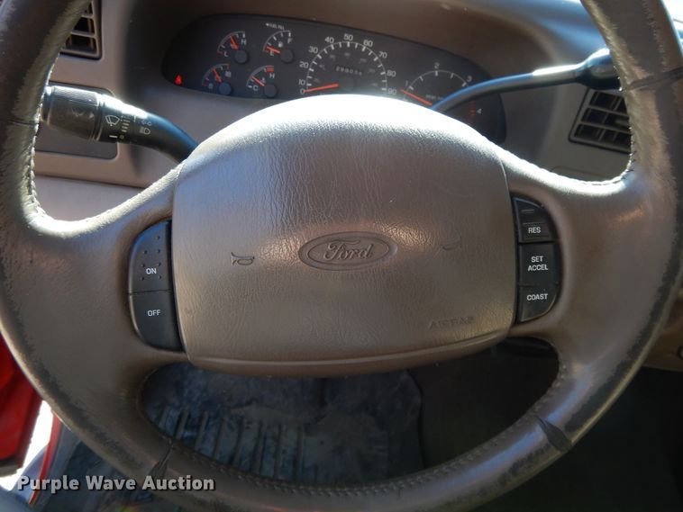 image for item DF5849 1999 Ford F250 Super Duty Crew Cab pickup truck