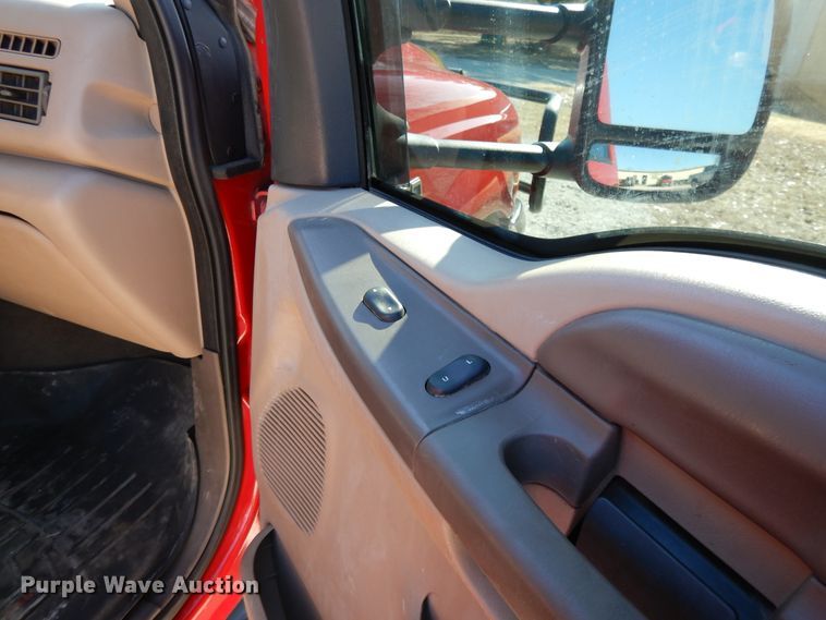 image for item DF5849 1999 Ford F250 Super Duty Crew Cab pickup truck