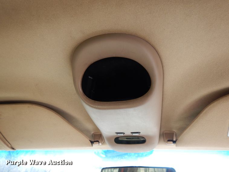 image for item DF5849 1999 Ford F250 Super Duty Crew Cab pickup truck