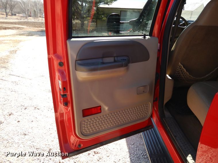 image for item DF5849 1999 Ford F250 Super Duty Crew Cab pickup truck