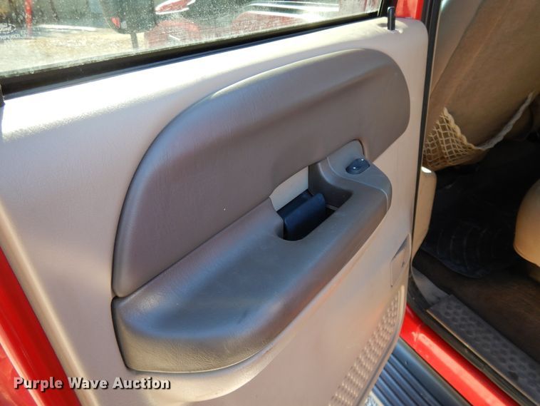 image for item DF5849 1999 Ford F250 Super Duty Crew Cab pickup truck