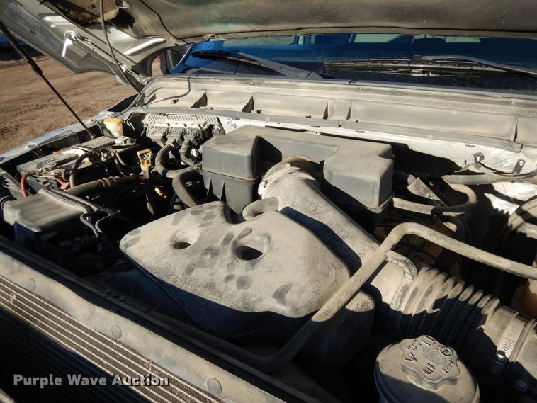 image for item DF5872 2011 Ford F350 Super Duty Crew Cab bale bed pickup truck