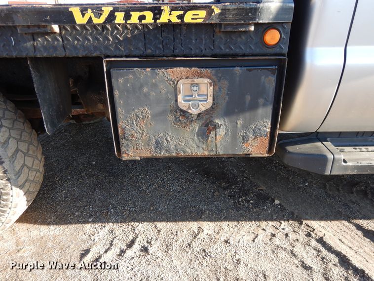 image for item DF5872 2011 Ford F350 Super Duty Crew Cab bale bed pickup truck