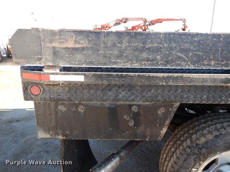 image for item DF5874 2009 Ford F250 Super Duty flatbed pickup truck