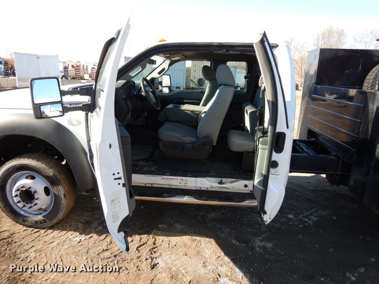 image for item DF5875 2012 Ford F450 Super Duty utility truck