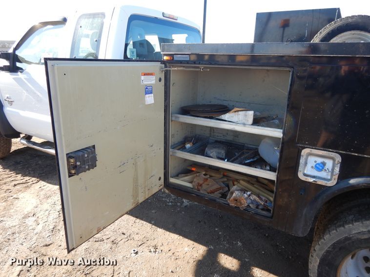 image for item DF5875 2012 Ford F450 Super Duty utility truck