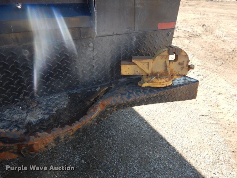 image for item DF5875 2012 Ford F450 Super Duty utility truck