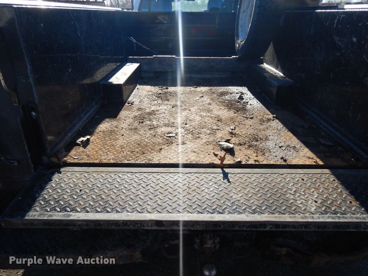 image for item DF5875 2012 Ford F450 Super Duty utility truck