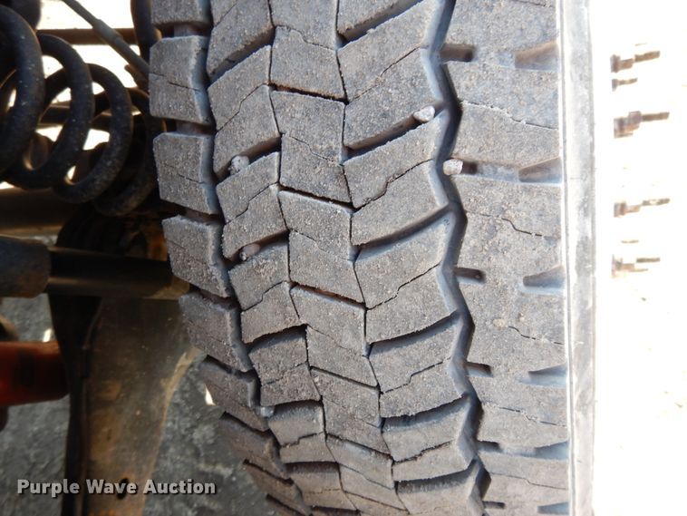 image for item DF5875 2012 Ford F450 Super Duty utility truck