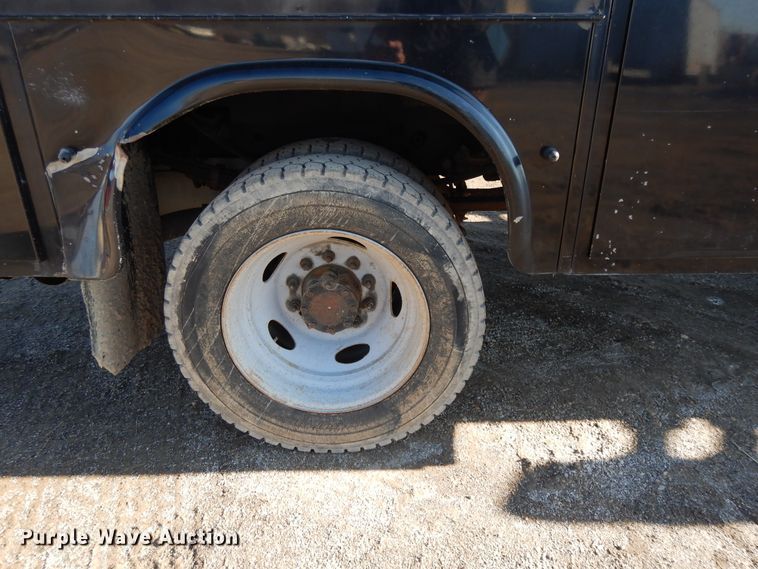 image for item DF5875 2012 Ford F450 Super Duty utility truck