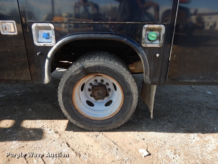 image for item DF5875 2012 Ford F450 Super Duty utility truck