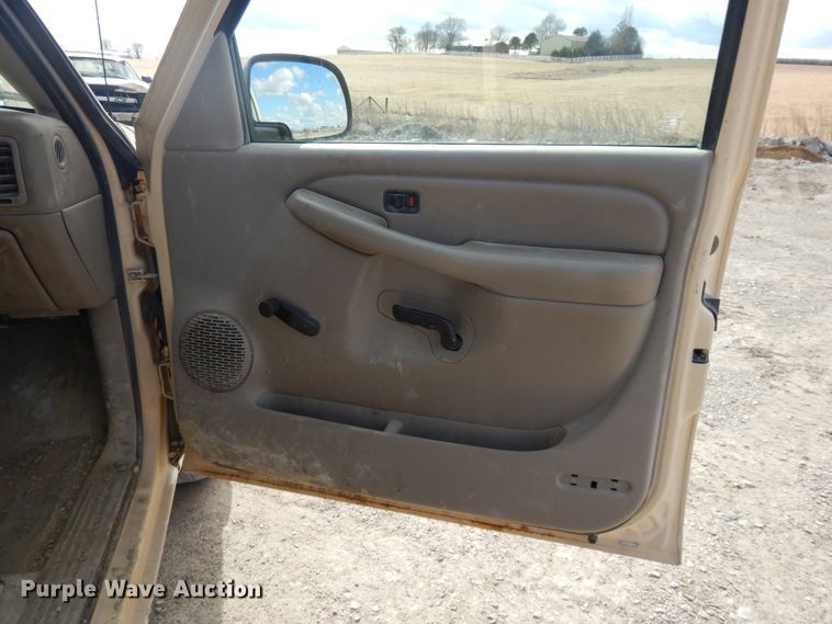 image for item DF5882 2001 Chevrolet Silverado 1500 Ext. Cab pickup truck