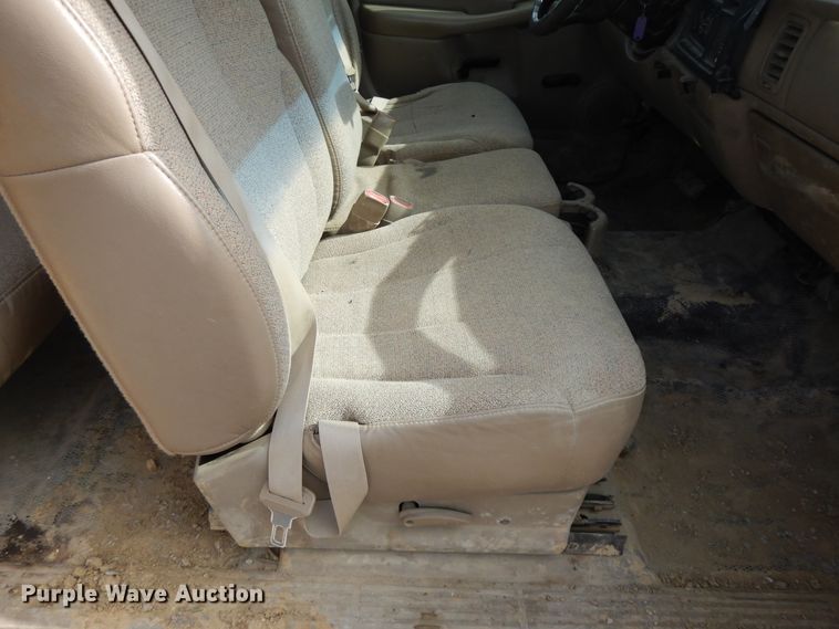 image for item DF5882 2001 Chevrolet Silverado 1500 Ext. Cab pickup truck