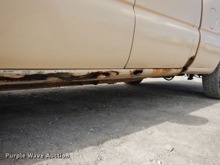 image for item DF5882 2001 Chevrolet Silverado 1500 Ext. Cab pickup truck