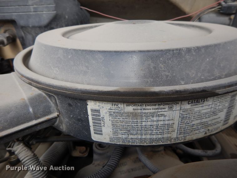 image for item DF5885 1990 Chevrolet C2500 flatbed pickup truck