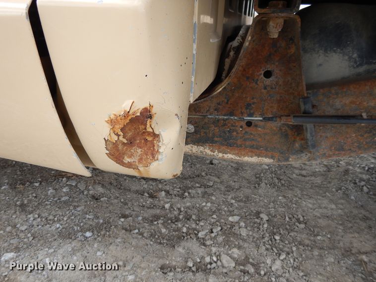 image for item DF5885 1990 Chevrolet C2500 flatbed pickup truck