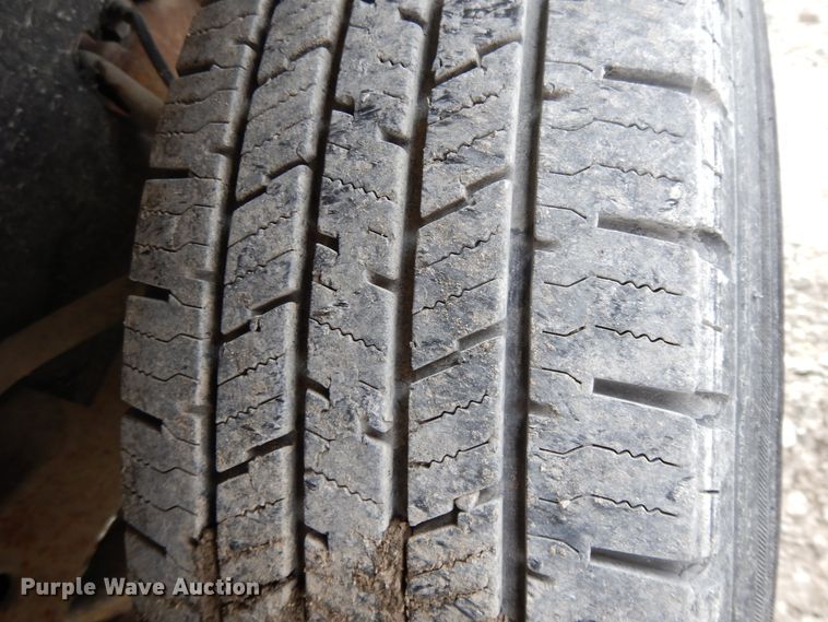 image for item DF5885 1990 Chevrolet C2500 flatbed pickup truck