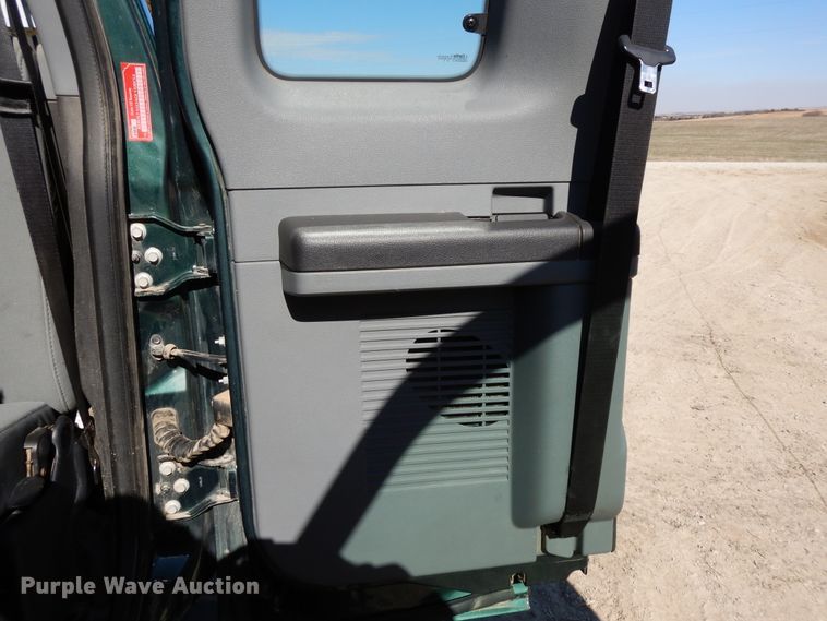 image for item DF5888 2011 Ford F250 Super Duty SuperCab pickup truck