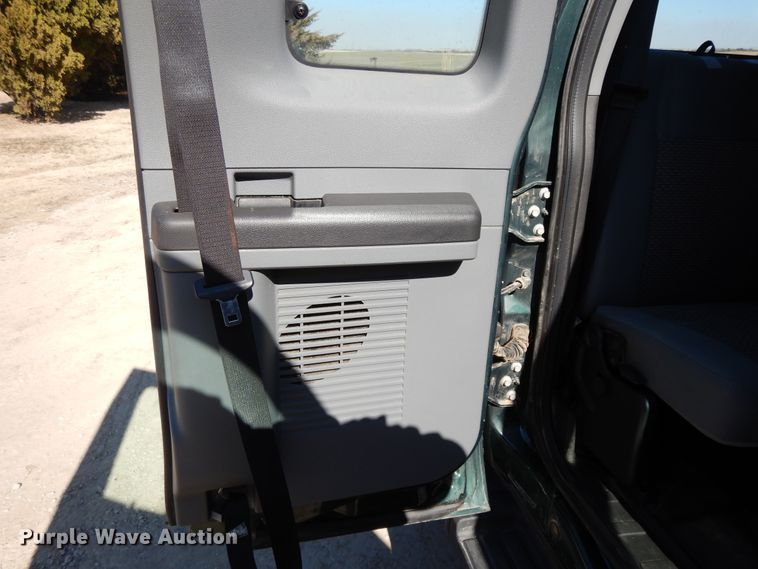 image for item DF5888 2011 Ford F250 Super Duty SuperCab pickup truck