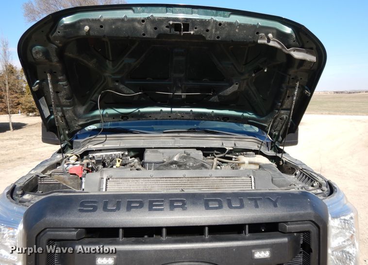 image for item DF5888 2011 Ford F250 Super Duty SuperCab pickup truck