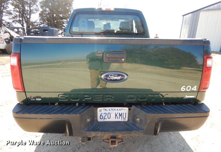 image for item DF5888 2011 Ford F250 Super Duty SuperCab pickup truck