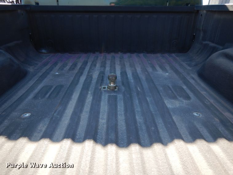 image for item DF5888 2011 Ford F250 Super Duty SuperCab pickup truck