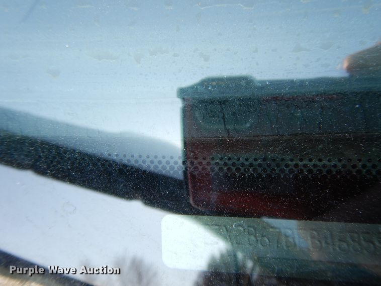 image for item DF5888 2011 Ford F250 Super Duty SuperCab pickup truck