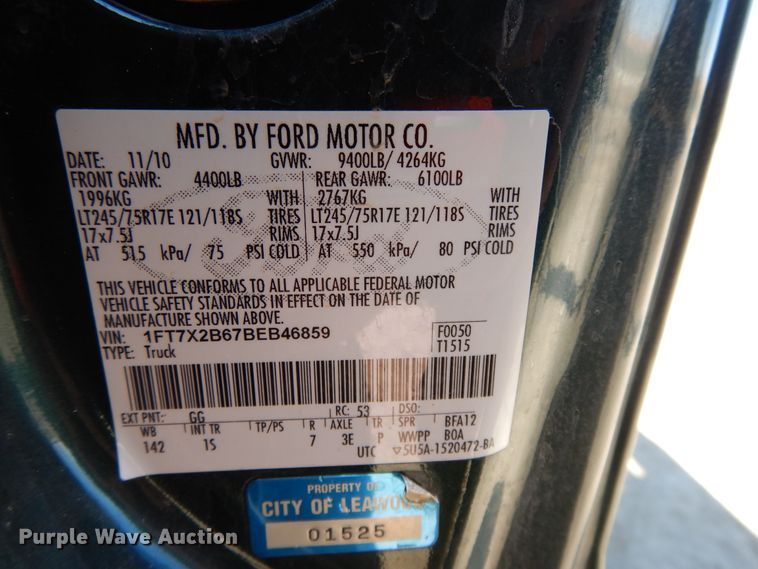 image for item DF5888 2011 Ford F250 Super Duty SuperCab pickup truck