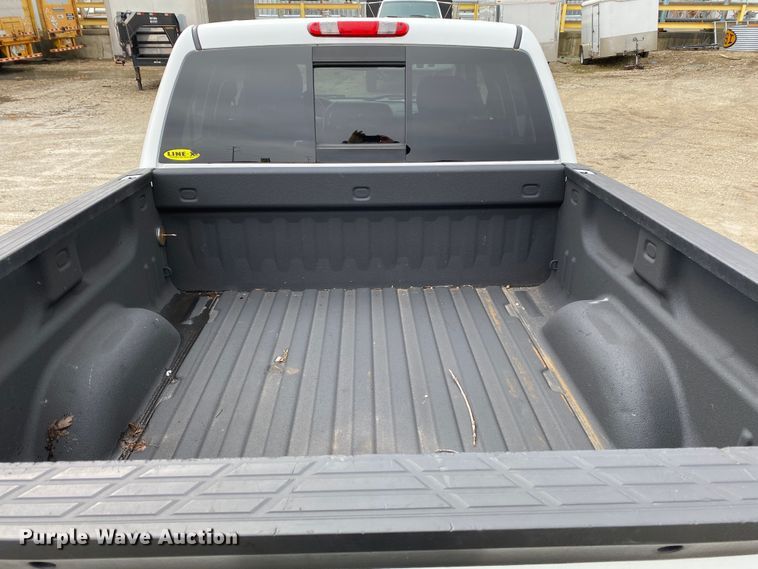 image for item DF6651 2011 Chevrolet Silverado 1500 Crew Cab pickup truck
