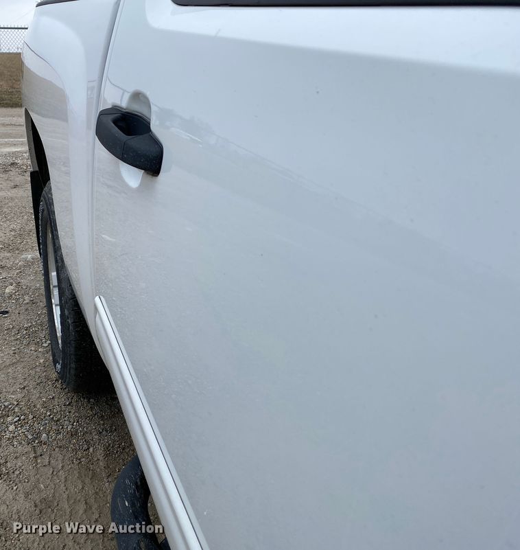 image for item DF6651 2011 Chevrolet Silverado 1500 Crew Cab pickup truck