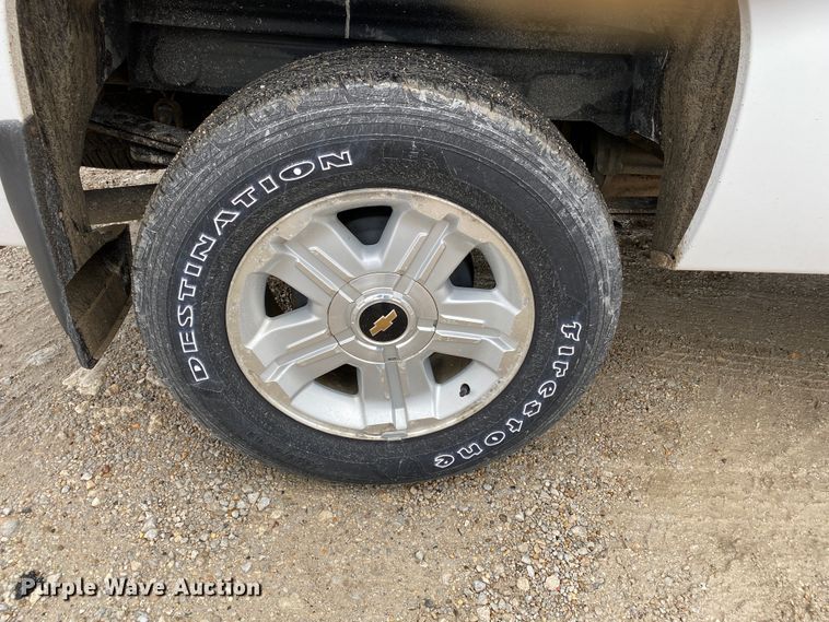 image for item DF6651 2011 Chevrolet Silverado 1500 Crew Cab pickup truck