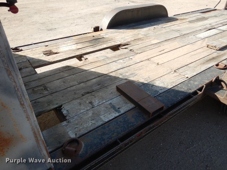 image for item DF7360 1999 Jantz equipment trailer