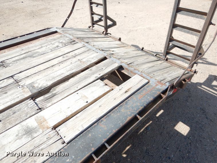 image for item DF7360 1999 Jantz equipment trailer