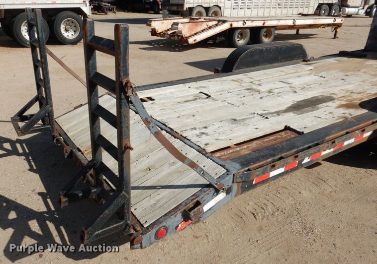 image for item DF7360 1999 Jantz equipment trailer