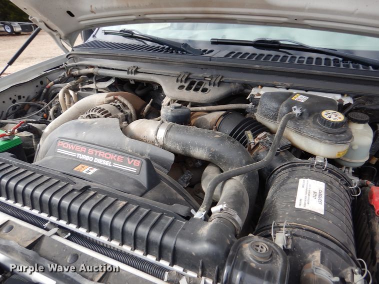 image for item DF7383 2005 Ford F250 Super Duty FX4 SuperCab pickup truck