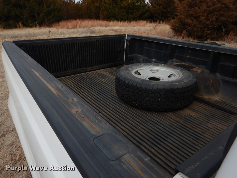 image for item DF7383 2005 Ford F250 Super Duty FX4 SuperCab pickup truck