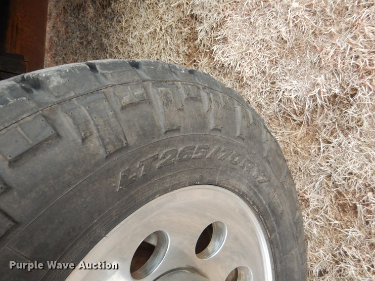 image for item DF7383 2005 Ford F250 Super Duty FX4 SuperCab pickup truck