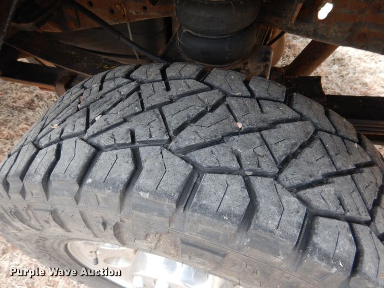 image for item DF7383 2005 Ford F250 Super Duty FX4 SuperCab pickup truck