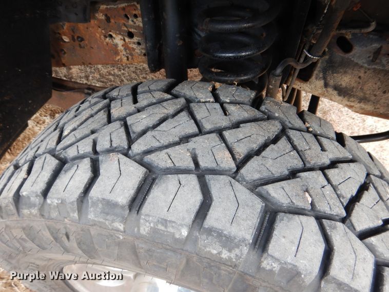 image for item DF7383 2005 Ford F250 Super Duty FX4 SuperCab pickup truck