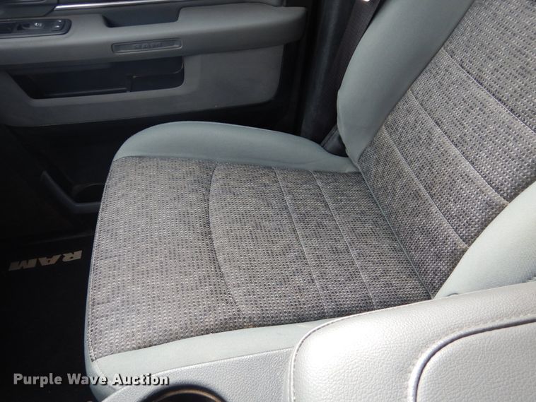 image for item DF7384 2017 Dodge Ram 1500 Big Horn Quad Cab pickup truck