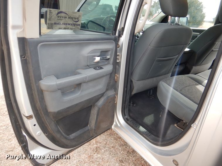 image for item DF7384 2017 Dodge Ram 1500 Big Horn Quad Cab pickup truck