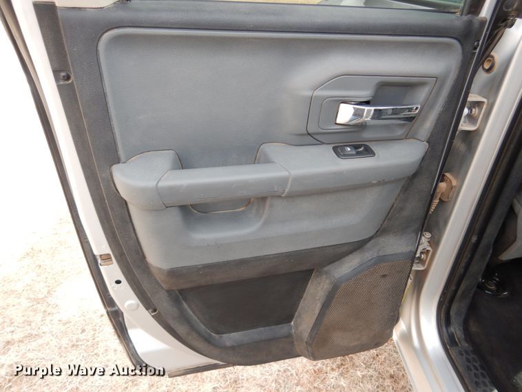 image for item DF7384 2017 Dodge Ram 1500 Big Horn Quad Cab pickup truck