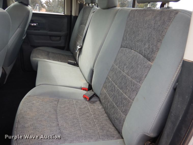 image for item DF7384 2017 Dodge Ram 1500 Big Horn Quad Cab pickup truck