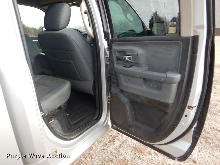 image for item DF7384 2017 Dodge Ram 1500 Big Horn Quad Cab pickup truck