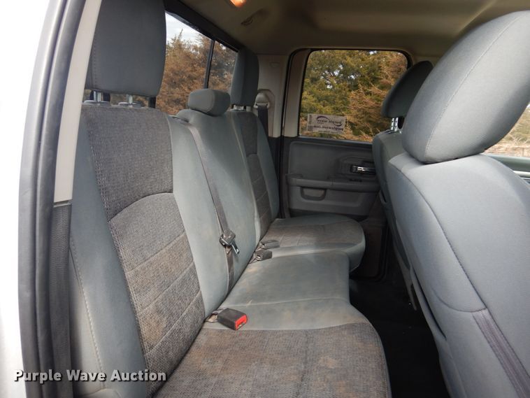 image for item DF7384 2017 Dodge Ram 1500 Big Horn Quad Cab pickup truck